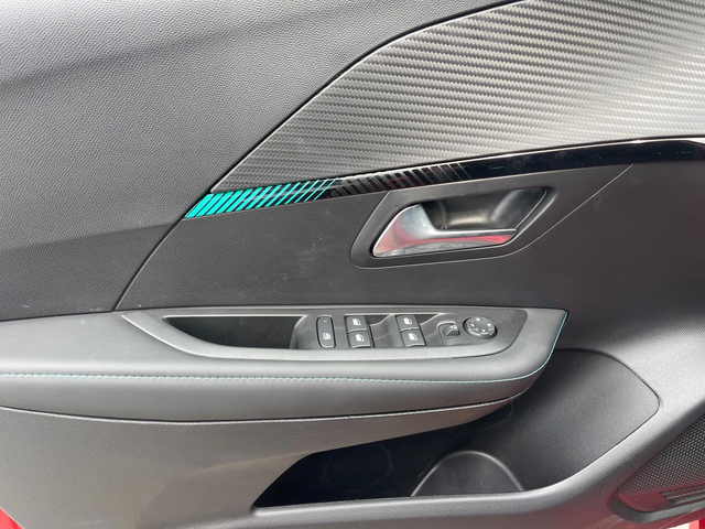 Peugeot 208 e-208 60KWh/new face - автомобили, коли, обяви за нови и употребявани 7