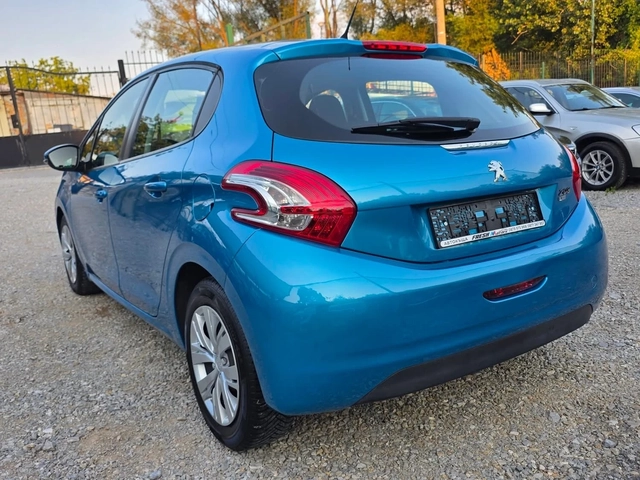 Peugeot 208 1.6HDI 92K.C. / КЛИМАТИК / НАВИГАЦИЯ - автомобили, коли, обяви за нови и употребявани 2