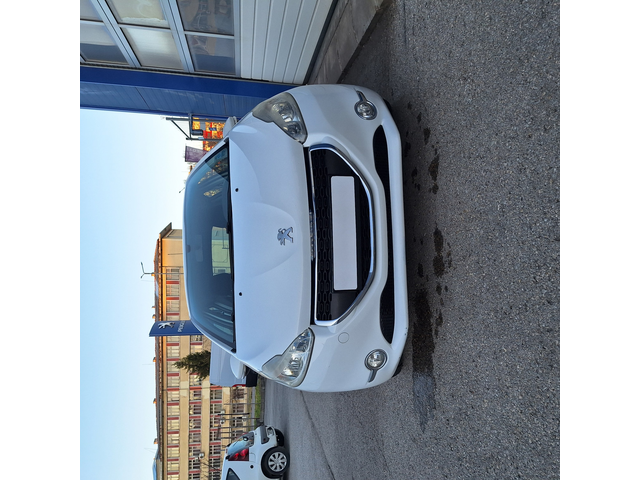 Peugeot 208  5P ACTIVE 1.0 VTi/68 BVM5 - автомобили, коли, обяви за нови и употребявани 1