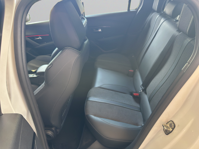 Peugeot 208 - автомобили, коли, обяви за нови и употребявани 9