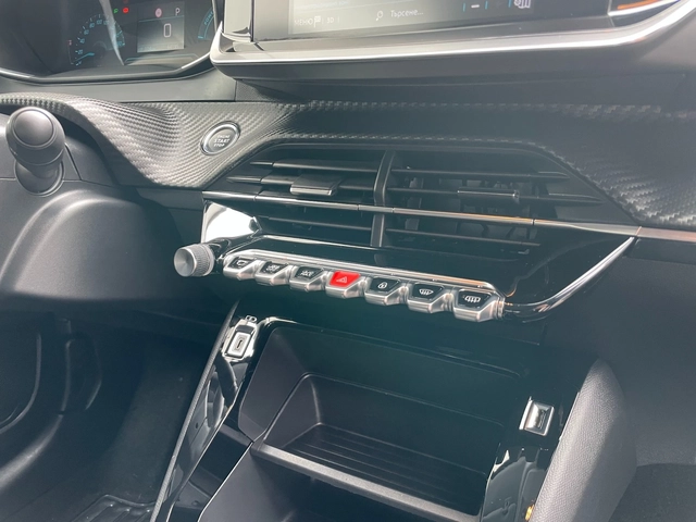 Peugeot 208 electric drive 100 kW Style - автомобили, коли, обяви за нови и употребявани 11