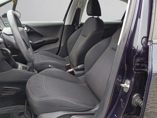 Peugeot 208 ACTIVE - автомобили, коли, обяви за нови и употребявани 12