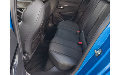 peugeot-208-gt-1-2-puretech-100-bvm6 - 3