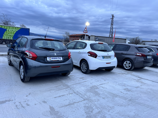 Peugeot 208 ЛИЗИНГ - автомобили, коли, обяви за нови и употребявани 15