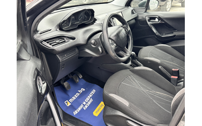 Peugeot 208 ЛИЗИНГ - автомобили, коли, обяви за нови и употребявани 9