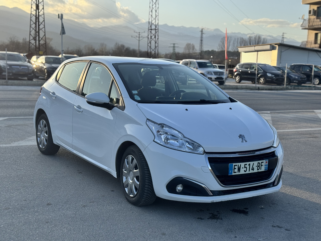 Peugeot 208 ЛИЗИНГ - автомобили, коли, обяви за нови и употребявани 1