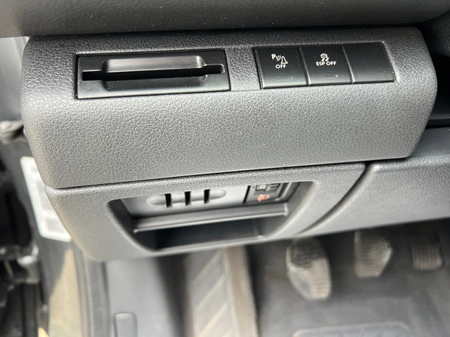 Peugeot 3008 2.0HDI 150к.с. Навигация/ Парктроник/Топ състояние - автомобили, коли, обяви за нови и употребявани 14