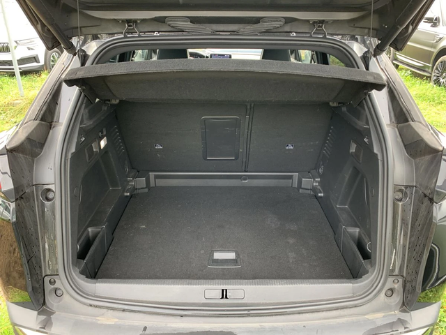 Peugeot 3008 2.0Blue-HDI GT-Line* 8EAT* FULL MAX* ПЕРФЕКТЕН* - автомобили, коли, обяви за нови и употребявани 16