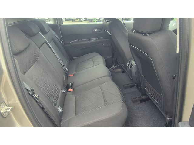 Peugeot 3008 1.6HDI 110к.с. - автомобили, коли, обяви за нови и употребявани 14