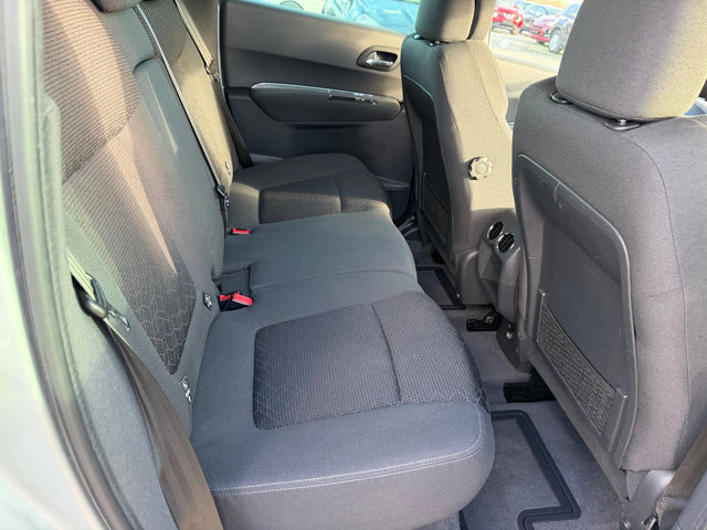 Peugeot 3008 1.6 HDI - автомобили, коли, обяви за нови и употребявани 13