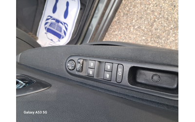 Peugeot 3008 1, 6 Hdi - автомобили, коли, обяви за нови и употребявани 9