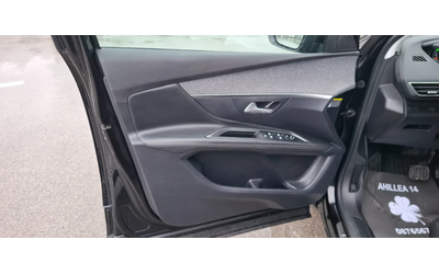 Peugeot 3008 1.6hdi Euro 6 Automat Full led Panorama - автомобили, коли, обяви за нови и употребявани 14