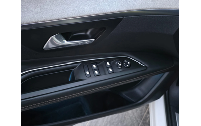 Peugeot 3008 2.0 BlueHDI GT 8AT - автомобили, коли, обяви за нови и употребявани 9