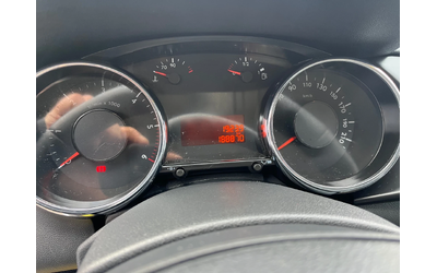 Peugeot 3008 1.6 hdi - автомобили, коли, обяви за нови и употребявани 9