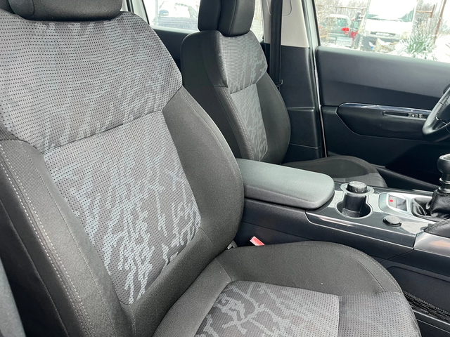 Peugeot 3008 1.6HDI-109-ITALIA - автомобили, коли, обяви за нови и употребявани 5