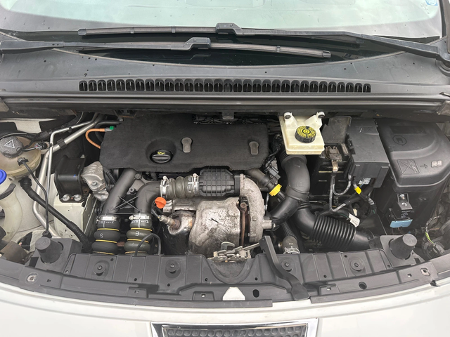 Peugeot 3008 1.6hdi * Head Up* Panorama* Navi* UNIKAT* - автомобили, коли, обяви за нови и употребявани 16