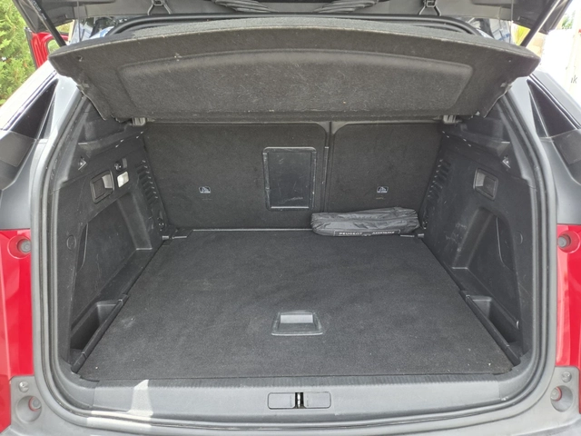 Peugeot 3008 GT Line= АВТОМАТ= Distr= 360= PANO= FOCAL - автомобили, коли, обяви за нови и употребявани 9