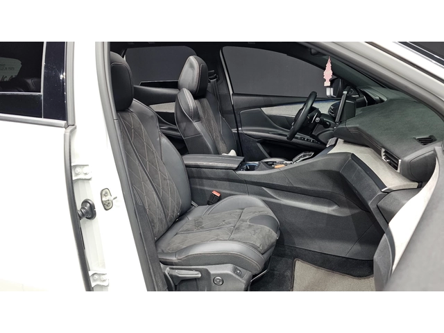 Peugeot 3008 2.0 BlueHDi GT | Distronic | 360  Камера | Масаж - автомобили, коли, обяви за нови и употребявани 11
