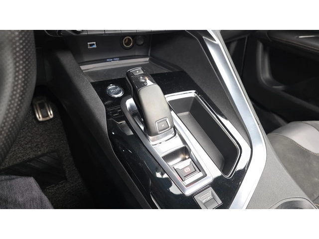 Peugeot 3008 2.0 BlueHDi GT | Адаптивен круиз | Масаж| Подгрев - автомобили, коли, обяви за нови и употребявани 7