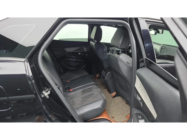 Peugeot 3008 2.0 BlueHDi GT | Адаптивен круиз | Панорама - автомобили, коли, обяви за нови и употребявани 12