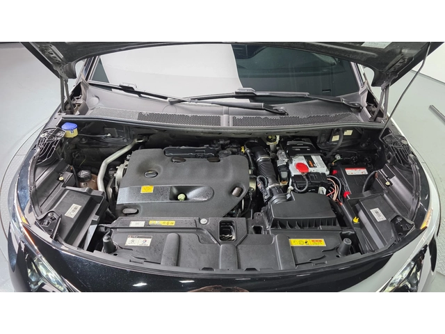 Peugeot 3008 2.0 BlueHDi GT | Адаптивен круиз | Панорама - автомобили, коли, обяви за нови и употребявани 4