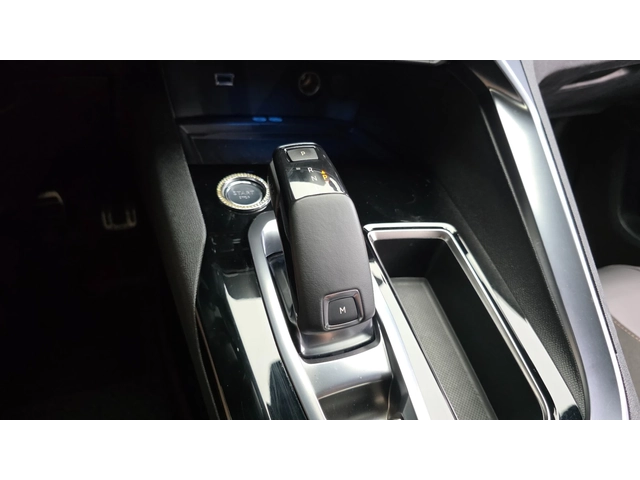 Peugeot 3008 2.0 BlueHDi GT | Адаптивен круиз | Панорама - автомобили, коли, обяви за нови и употребявани 7