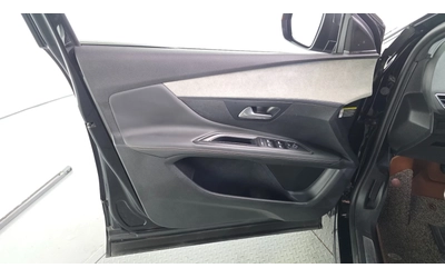 Peugeot 3008 2.0 BlueHDi GT | Адаптивен круиз | Панорама - автомобили, коли, обяви за нови и употребявани 8