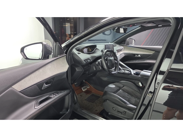 Peugeot 3008 2.0 BlueHDi GT | Адаптивен круиз | Панорама - автомобили, коли, обяви за нови и употребявани 9