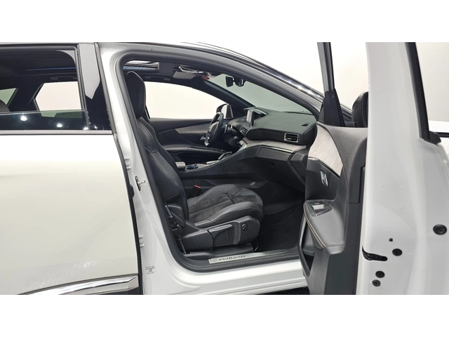 Peugeot 3008 1.5 BlueHDi GT | Адаптивен круиз | Масаж | Панорам - автомобили, коли, обяви за нови и употребявани 9