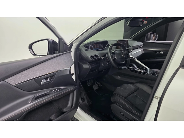 Peugeot 3008 1.5 BlueHDi GT Line | Адаптивен круиз | Панорама - автомобили, коли, обяви за нови и употребявани 9