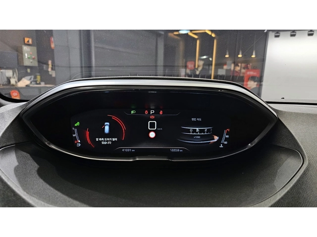 Peugeot 3008 GT Line | Keyless | LED | Digital cockpit - автомобили, коли, обяви за нови и употребявани 6