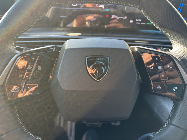 Peugeot 3008 GТ - автомобили, коли, обяви за нови и употребявани 12