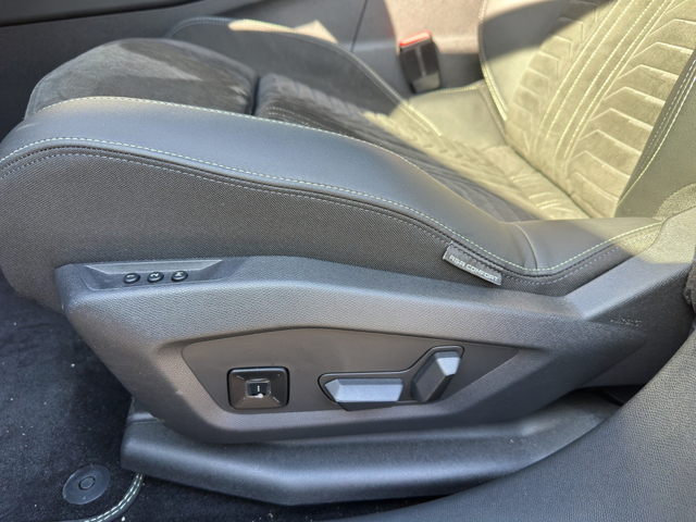 Peugeot 3008 GТ - автомобили, коли, обяви за нови и употребявани 8