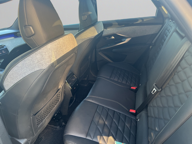 Peugeot 3008 GT - автомобили, коли, обяви за нови и употребявани 11