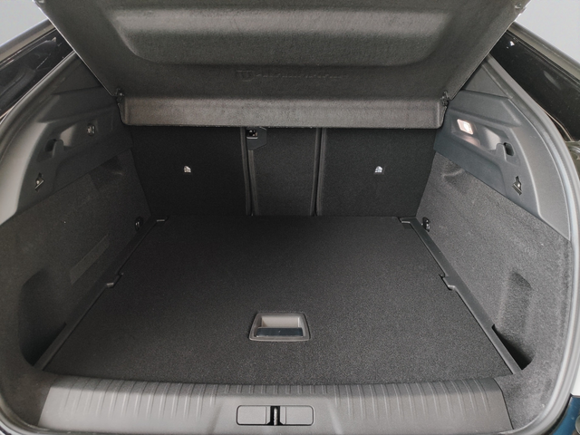 Peugeot 3008 GT Electric 157 кВ 210 к.с. - автомобили, коли, обяви за нови и употребявани 10
