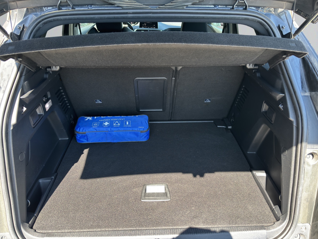 Peugeot 3008 GT Line 1.6 e-HDi 120 BVM6 - автомобили, коли, обяви за нови и употребявани 13
