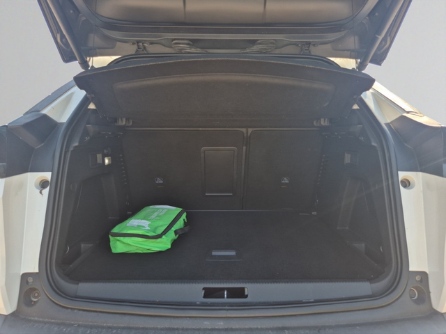 Peugeot 3008 New Allure - автомобили, коли, обяви за нови и употребявани 15