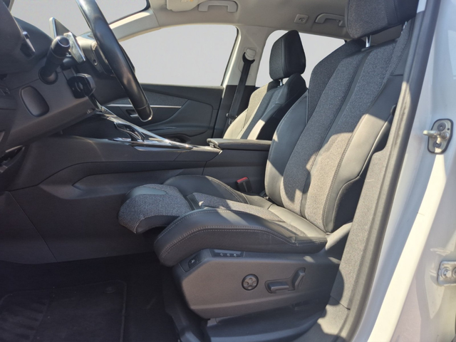 Peugeot 3008 New Allure - автомобили, коли, обяви за нови и употребявани 9
