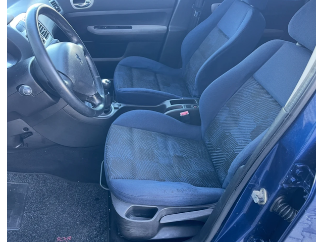 Peugeot 307 1, 6i GPL, климатрон., ел.пак., борд., обслужен-от - автомобили, коли, обяви за нови и употребявани 13