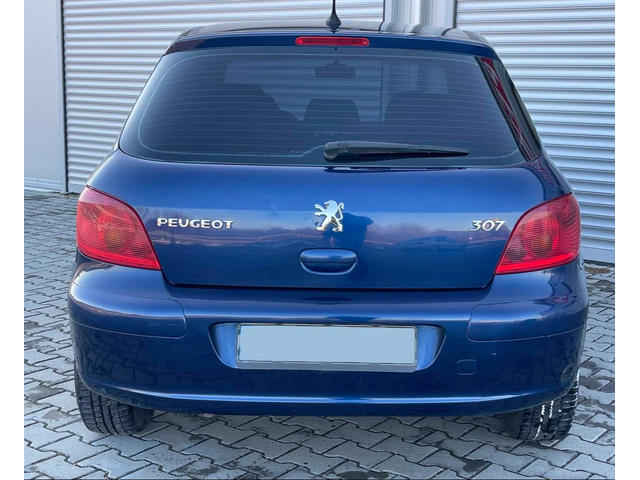 Peugeot 307 1, 6i GPL, климатрон., ел.пак., борд., обслужен-от - автомобили, коли, обяви за нови и употребявани 5