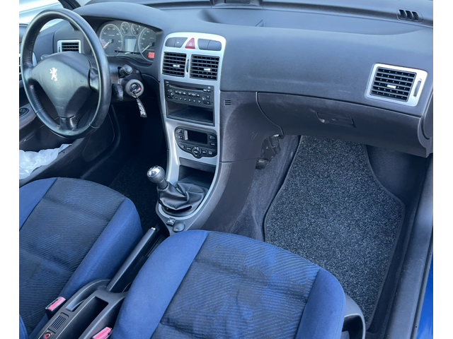 Peugeot 307 1, 6i GPL, климатрон., ел.пак., борд., обслужен-от - автомобили, коли, обяви за нови и употребявани 7