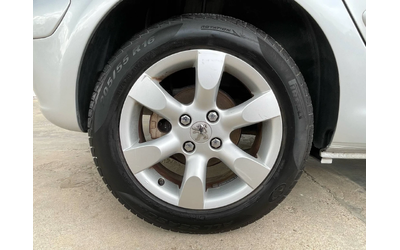Peugeot 307 1.6hdi 90k.c* NOVA* UNIKAT* - автомобили, коли, обяви за нови и употребявани 15
