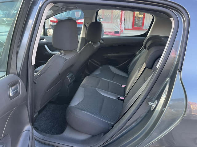 Peugeot 308 1.6 DISEL - автомобили, коли, обяви за нови и употребявани 9