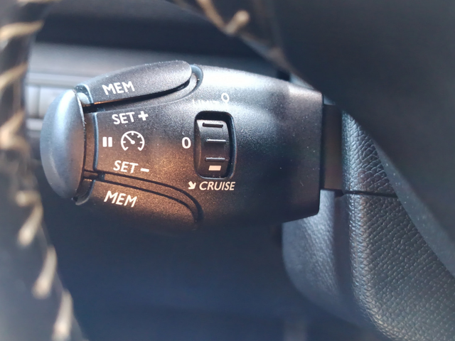 Peugeot 308 - автомобили, коли, обяви за нови и употребявани 9