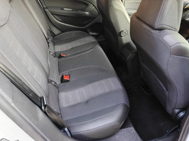 Peugeot 308, 2018 г., 217880 км, 120 к.с. - автомобили, коли, обяви за нови и употребявани 7