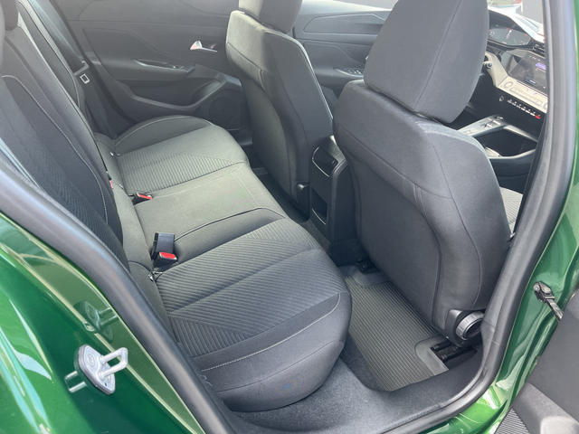 Peugeot 308 - автомобили, коли, обяви за нови и употребявани 10