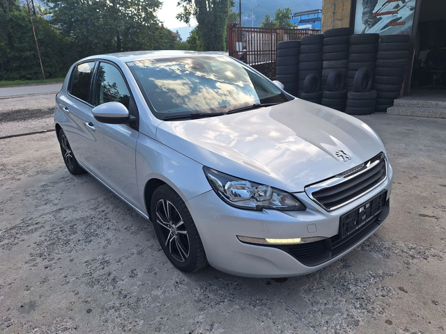 Peugeot 308 1, 2 I - автомобили, коли, обяви за нови и употребявани 6