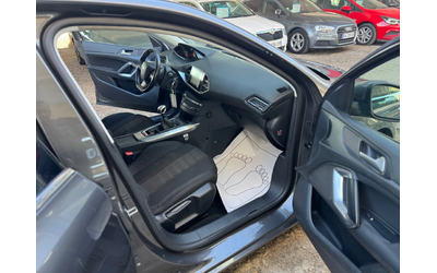 Peugeot 308 2.0e-HDI-NAVI-EURO6-6ск - автомобили, коли, обяви за нови и употребявани 11