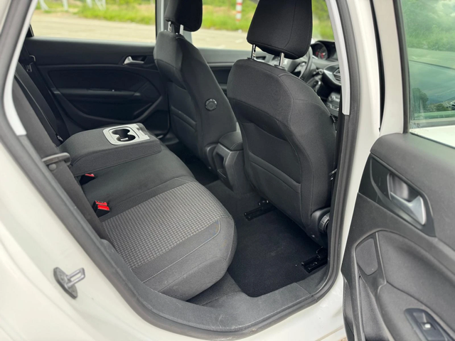 Peugeot 308 1.5HDI-NAVI-6ск-100-2019-EURO6 - автомобили, коли, обяви за нови и употребявани 10