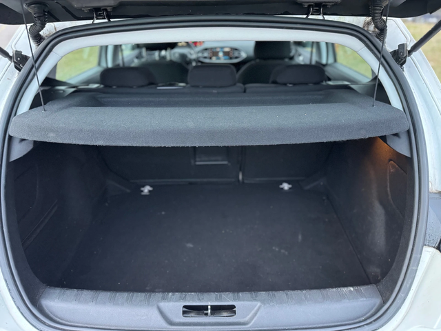 Peugeot 308 1.5HDI-EAT8-131-NAVI-EURO6 - автомобили, коли, обяви за нови и употребявани 11